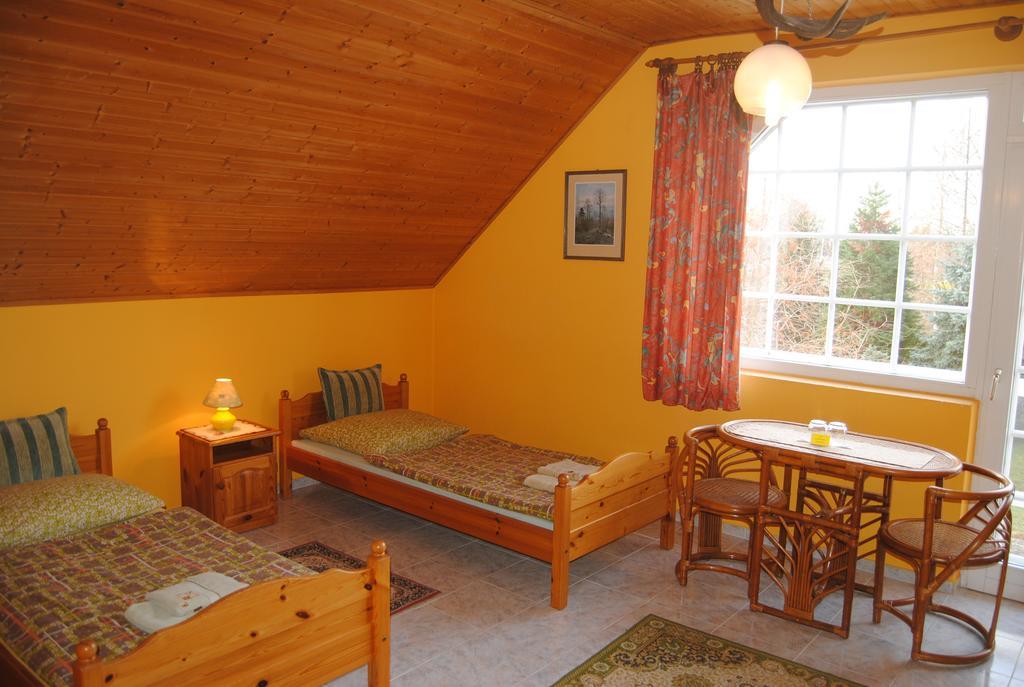Villa Hedi Dunakiliti Bagian luar foto