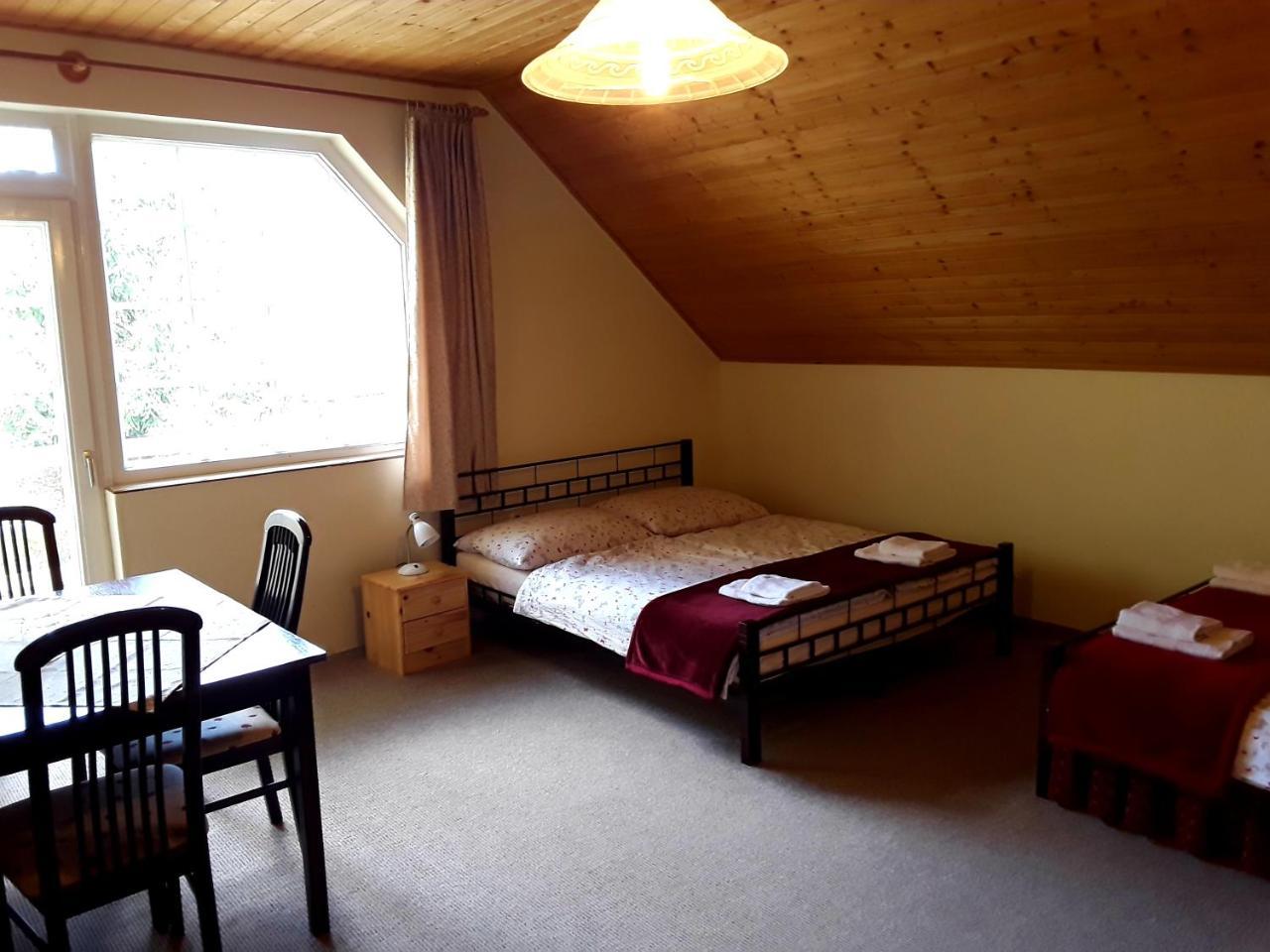 Villa Hedi Dunakiliti Bagian luar foto